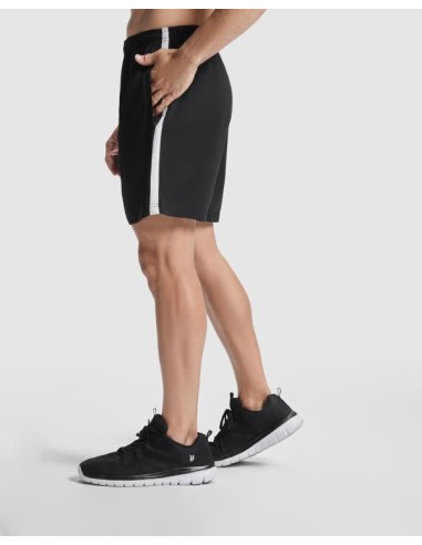 Bermuda corta con bolsillos laterales 